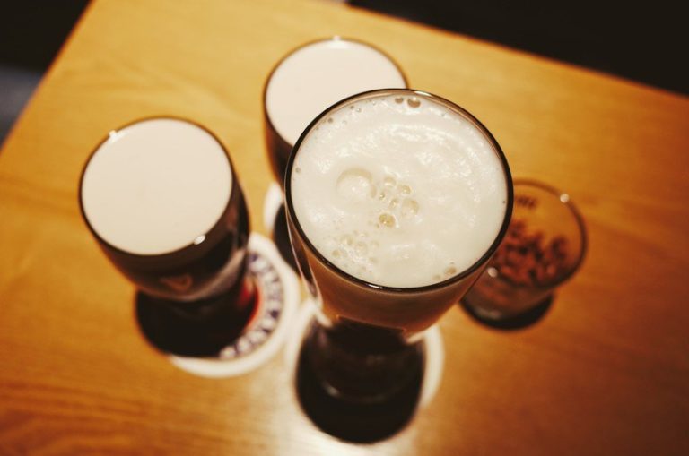 Duitsers drinken minder bier door regen