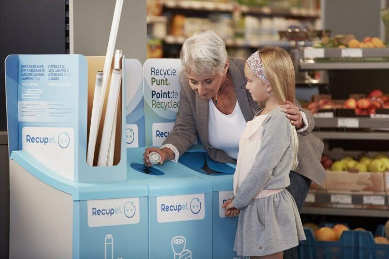 Breng je afgedankte lampen binnen bij Recupel!