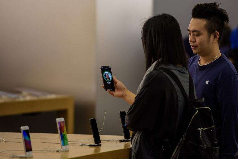 Chinese krijgt twee keer geld terug door falende gezichtsherkenning iPhone X