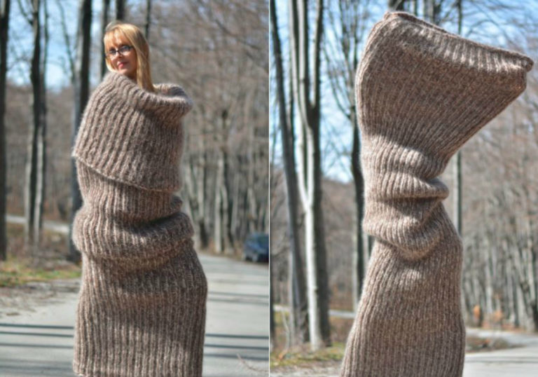 Bizarre trui die lijkt op een sok kost meer dan 200 euro