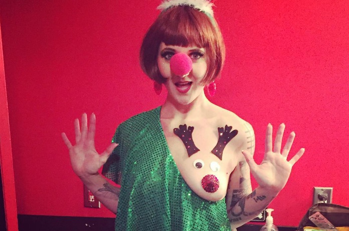 IN BEELD. Is dit de foutste kerstkledij ooit?