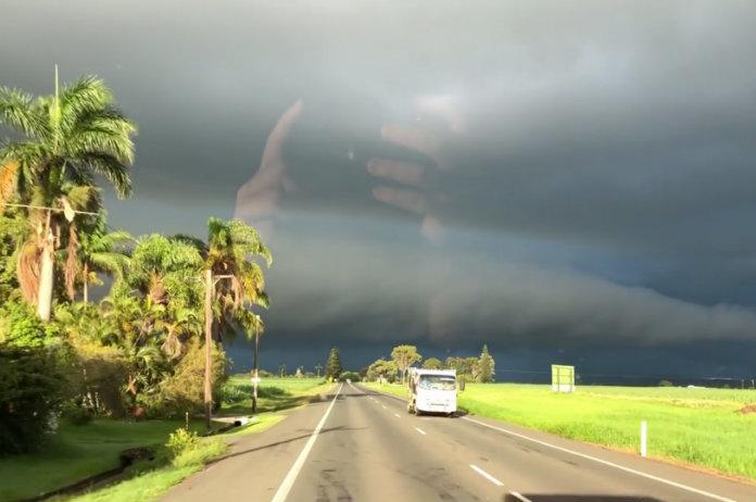 VIDEO. Mensen zien God met een camera in de lucht