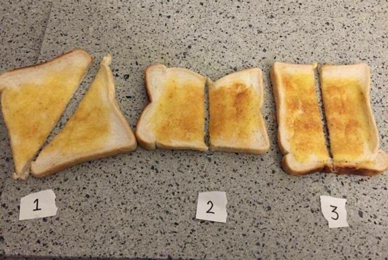 POLL. Hoe snijd je een toast het best?