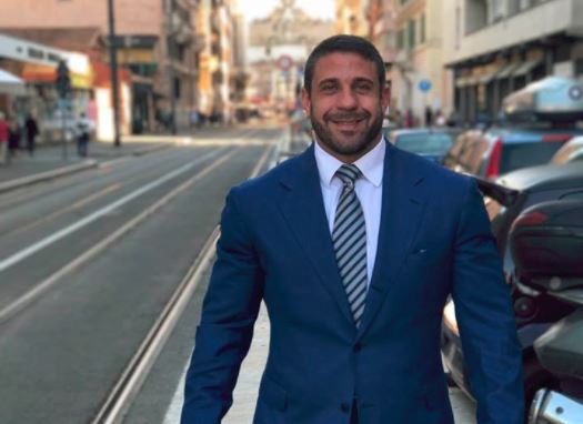 Studenten ontdekken pikant geheim van hun wiskundeprof