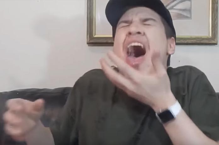 Waarschuwing: deze levensgevaarlijke (!) en oerdomme ‘challenge’ gaat momenteel viraal (video)