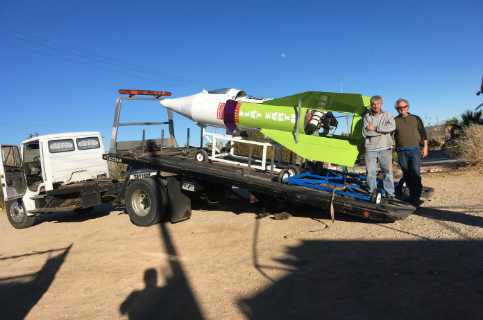 Fail: Man wil bewijzen dat aarde plat is, maar raakt niet van de grond