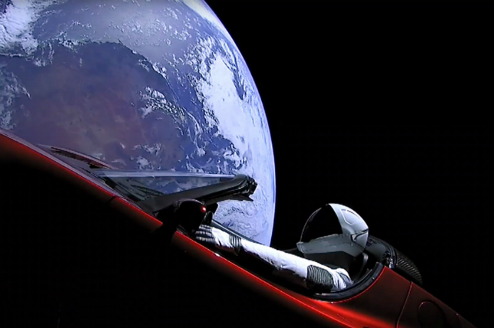 Kans dat Tesla en aarde botsen is reëel