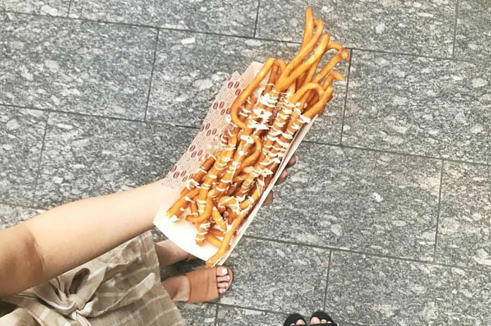 IN BEELD. Zijn dit de grootste frieten ooit?