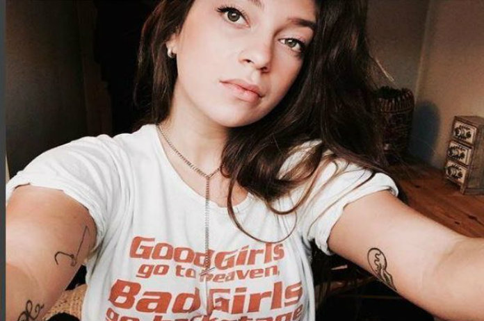 Studente ziet plotseling Instagramprofiel verschijnen in film, met nare gevolgen