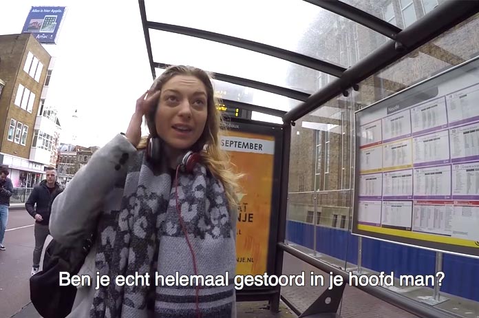 Man bedreigt én duwt zijn vriendin in het openbaar. Zou jij durven reageren? (video)