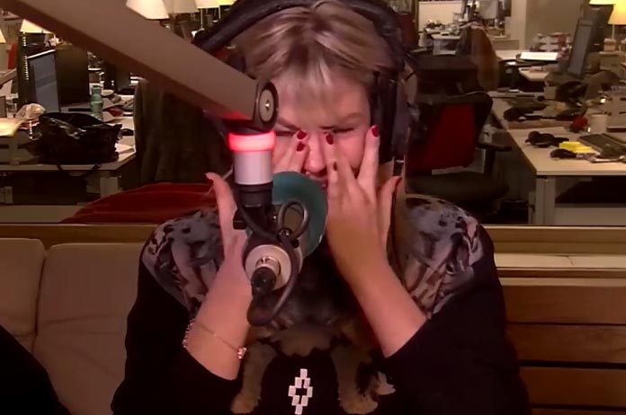 Tanja Dexters in tranen bij Ann Van Elsen (video)