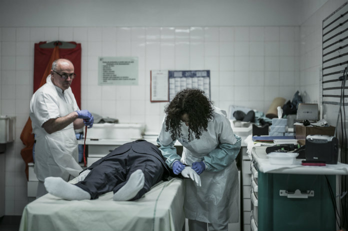 ‘Hersendode’ man wordt plots wakker in mortuarium