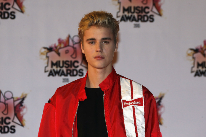 Justin Bieber redt vrouw van agressieve man