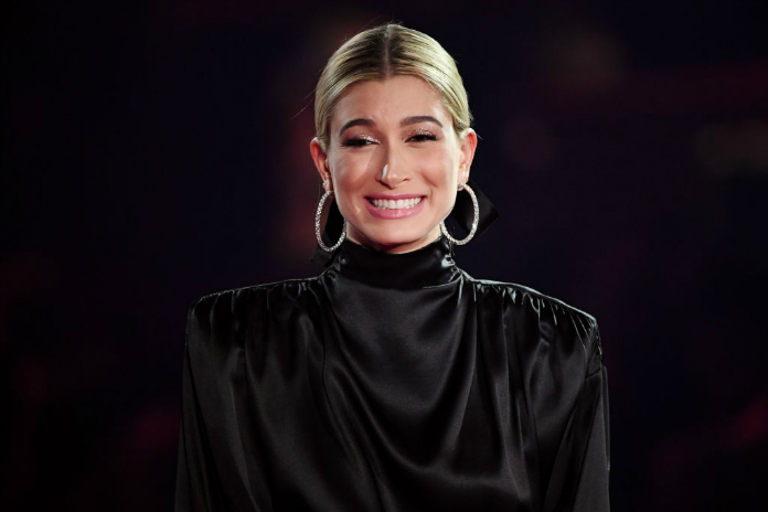 Hailey Baldwin heeft 19 tatoeages: “Bijna geen plek meer”