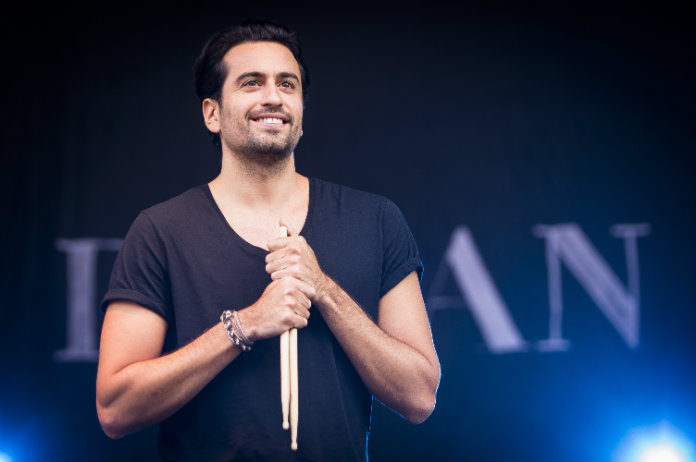 Dotan gebruikte nepfans om imago op te krikken