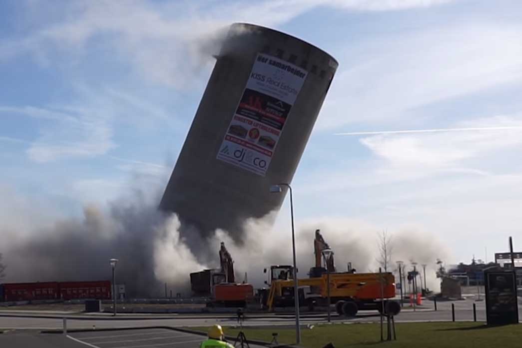 OEI: afbraak van silo gaat stevig fout! (video’s)
