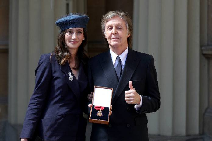 Paul McCartney maakt voortaan deel uit van de Britse ridderorde