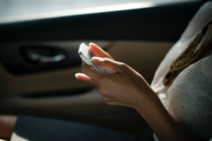 Vrouw stuurt man 65.000 berichtjes na eerste date