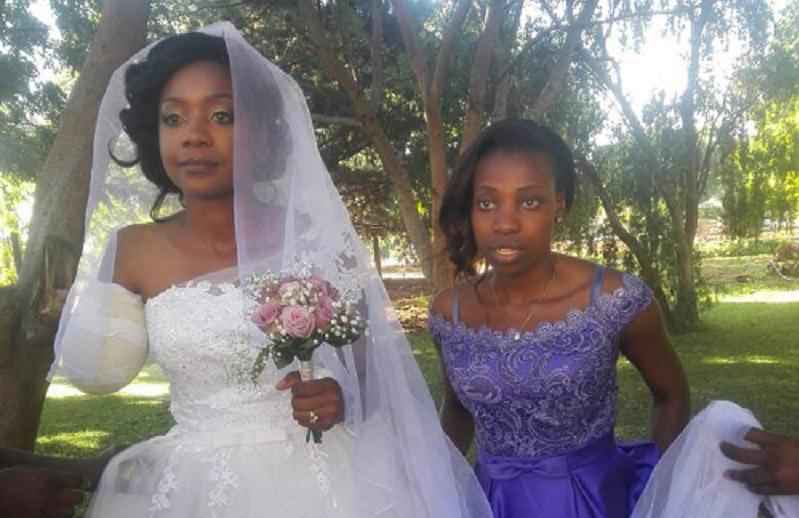 Tennisster verliest arm door krokodillenbeet, maar gaat toch door met haar huwelijk