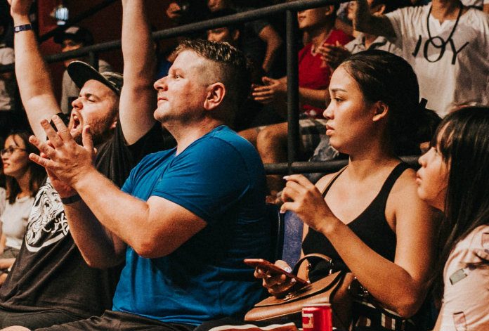 Wat doe je als je lief een die-hard voetbalfan is?