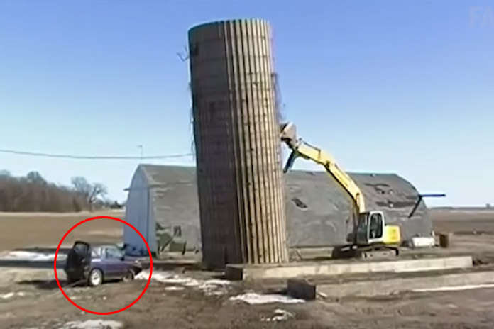 Rotdag op het werk? Deze pechvogels hebben het SOWIESO nóg slechter! (video)