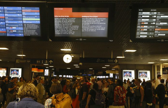 Staking verstoort het treinverkeer “zeer sterk”