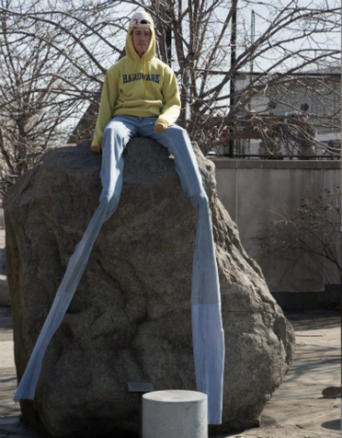 Fouter dan fout. De extra extra extra lange jeansbroek