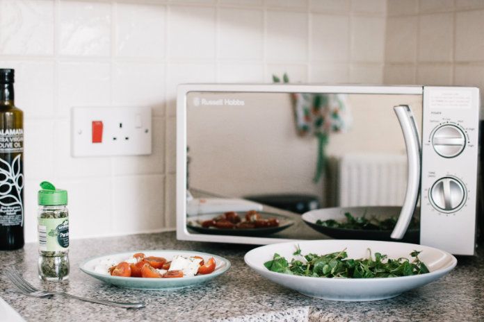 Daarom draait je eten in de microgolf rond