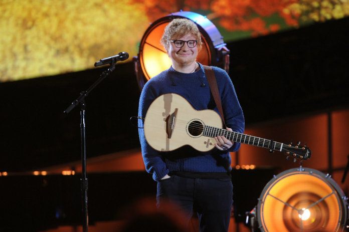 Ed Sheeran last even een pauze in