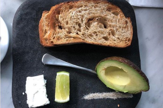 Dure toast avocado valt wat tegen