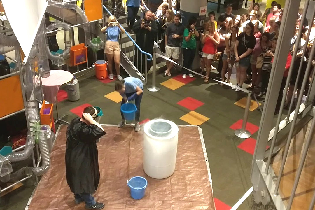 BOEM: ‘Wetenschappelijk experimentje’ loopt stevig uit de hand (video)