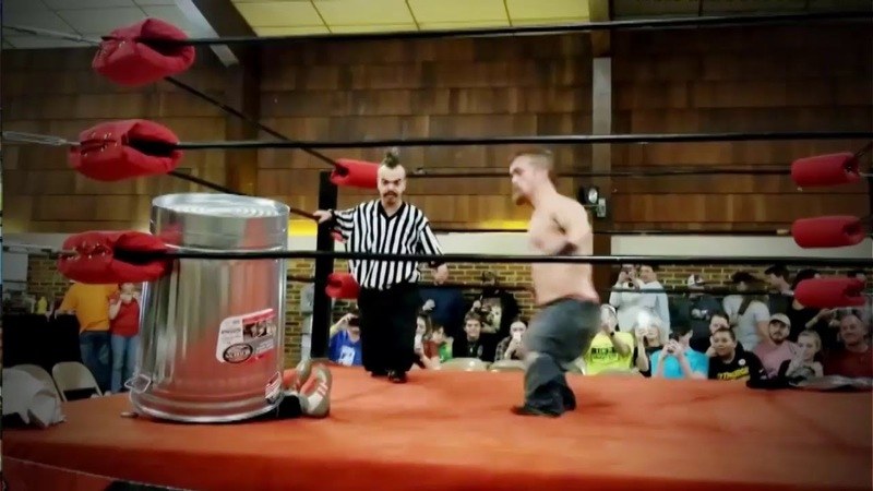 Worstelwedstrijd voor dwergen afgelast na kritiek