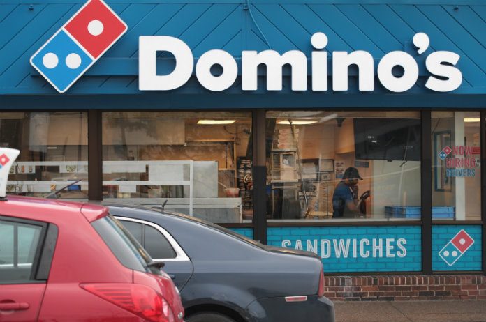 Politie rukt uit voor koude pizza