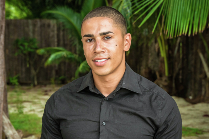 Mezdi van Temptation Island in ziekenhuis na motorongeluk