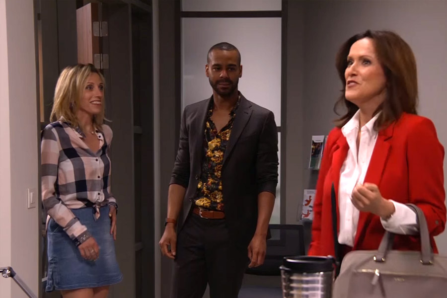 “Oh, fuck”: deze hilarische bloopers uit ‘Thuis’ maken jouw dag meteen goed! (video)