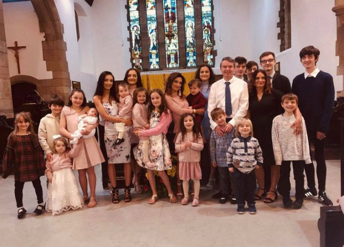 Zo ziet een dag eruit in een gezin met 21 kinderen