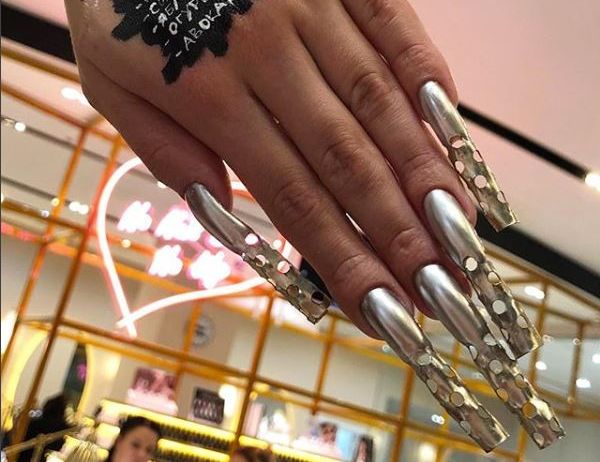 Met deze nagels kan je kaas raspen