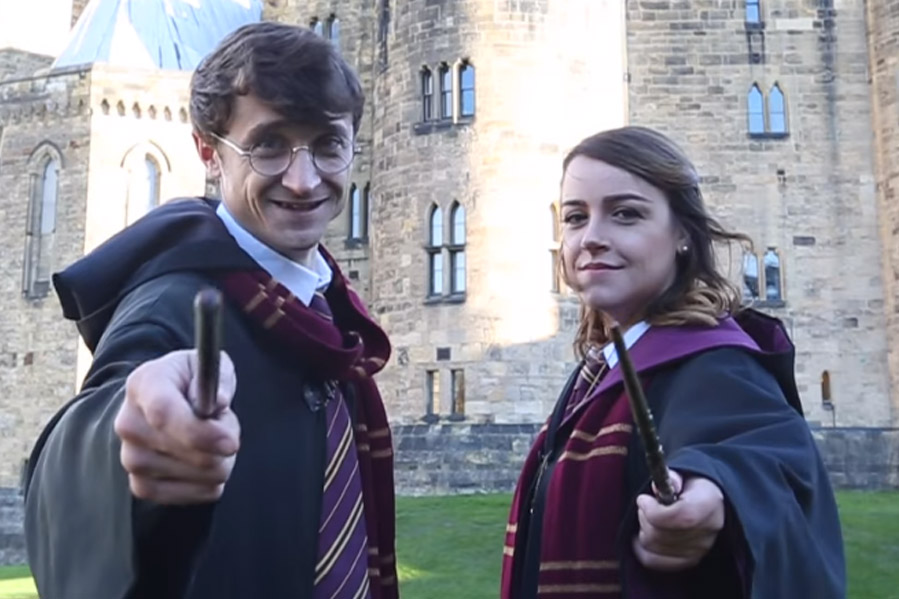VIDEO. Dit koppel lijkt sprekend op Harry Potter en Hermione