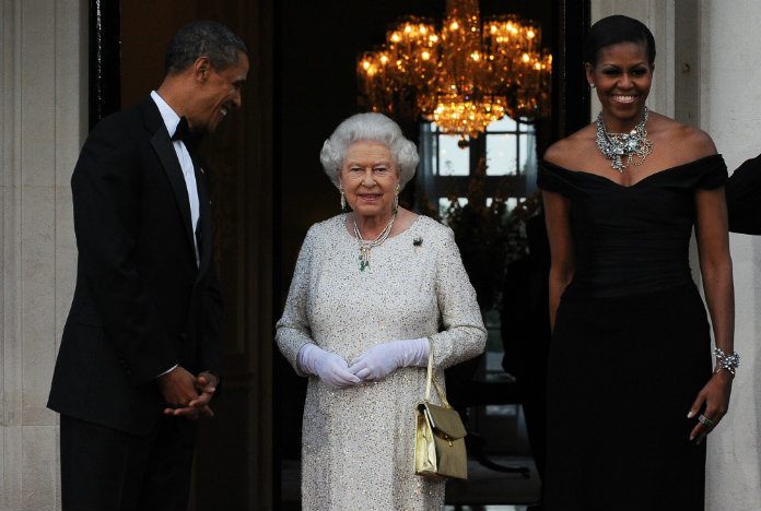 Michelle Obama: “Queen Elisabeth noemde protocol onzin”.