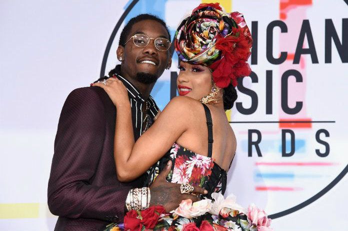 VIDEO. Offset onderbreekt optreden van Cardi B