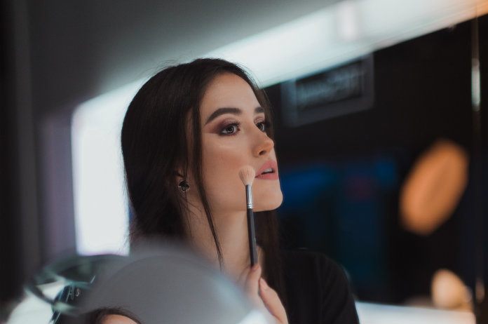 Door deze vier make-upfoutjes zie je er minder goed uit