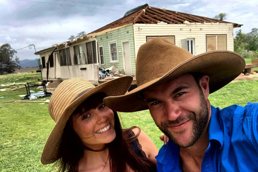 Boer Jan en Romina doorstaan orkaan: “In goede en slechte tijden” (video/foto’s)