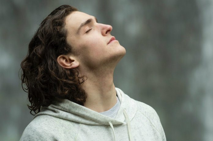 Met deze ademtechnieken ga je stress te lijf