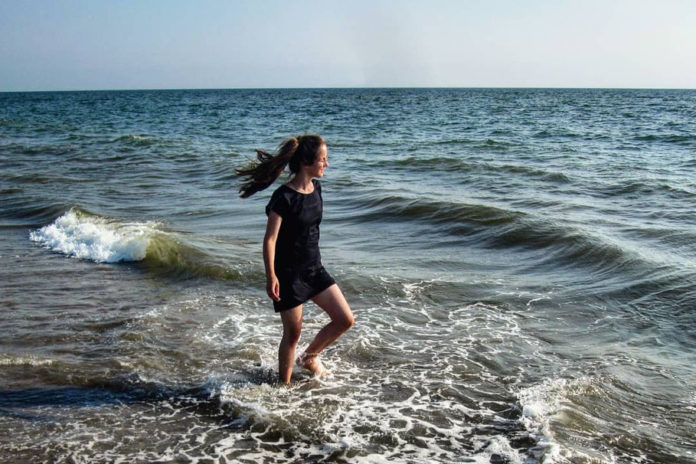 IN BEELD. Deze vrouw droeg 365 dagen dezelfde jurk