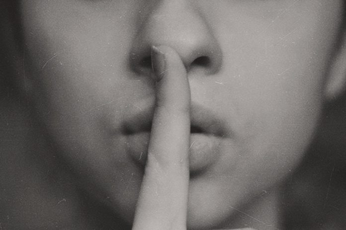 Met deze seksstandjes houd je het lekker stil