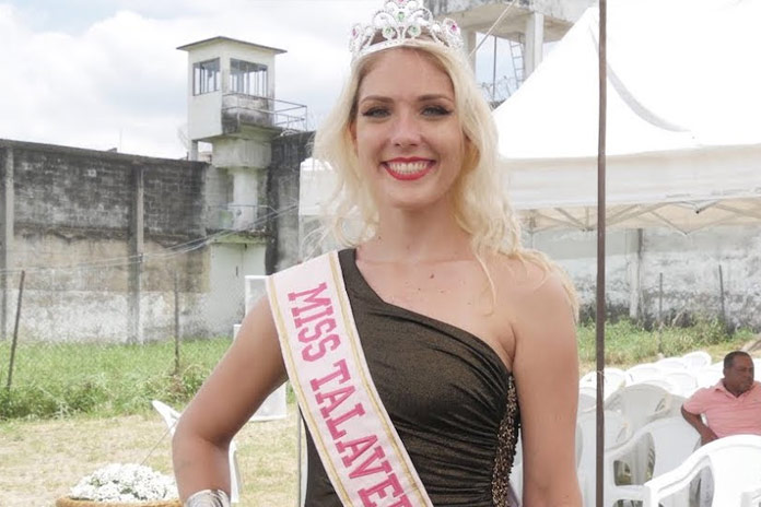 Deze moordenares won schoonheidswedstrijd in gevangenis (video)