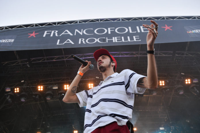 Lacoste gaat in zee met Roméo Elvis