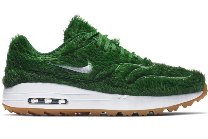 Met deze nieuwe Nike-sneakers voel je (bijna) het gras tussen je tenen