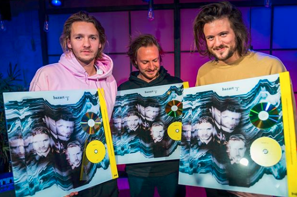 Bazart ‘ziet goud aan de rand van de zon’ met gouden plaat voor laatste album