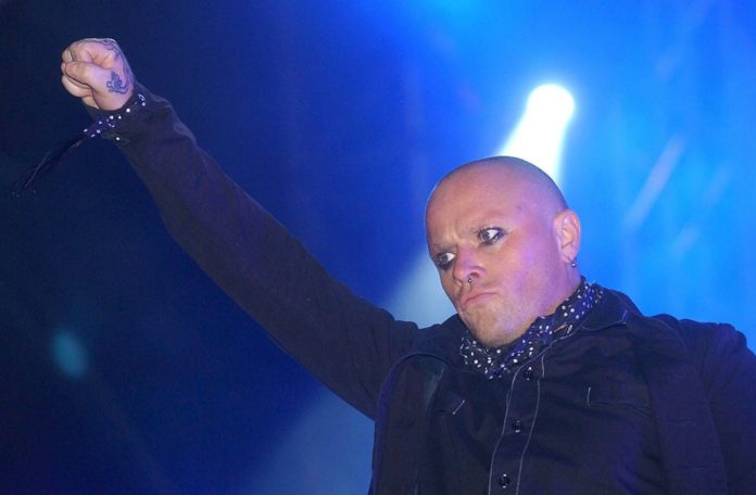 “Keith Flint smeekte ex kort voor dood om terug te keren”